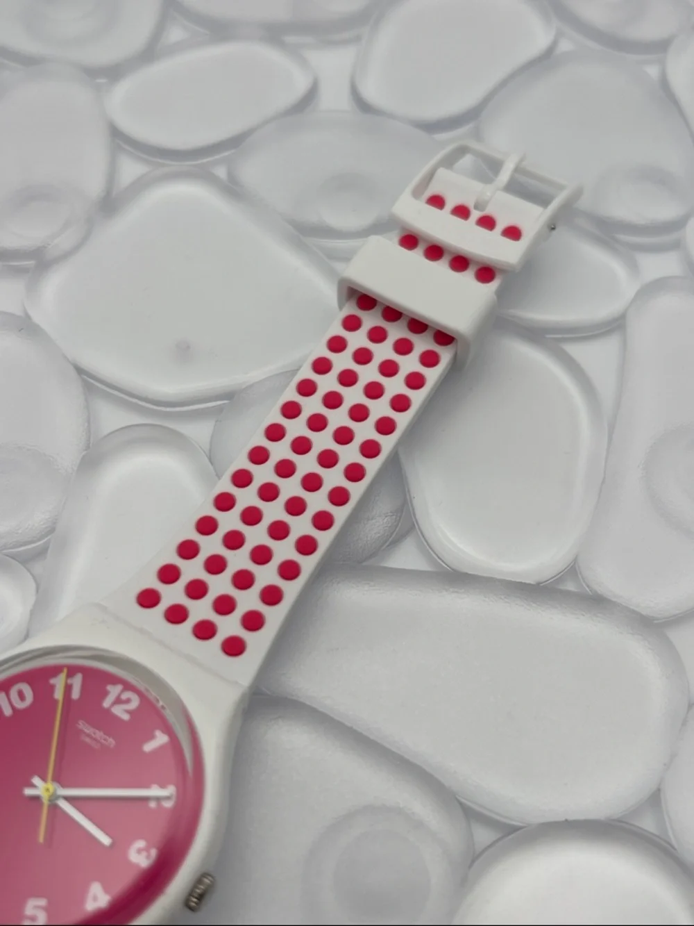 Swatch Watch - GW190 - PINKDOTS